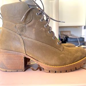 Crown Vintage sz 11 Calista Blocked Heel Combat Style Boot